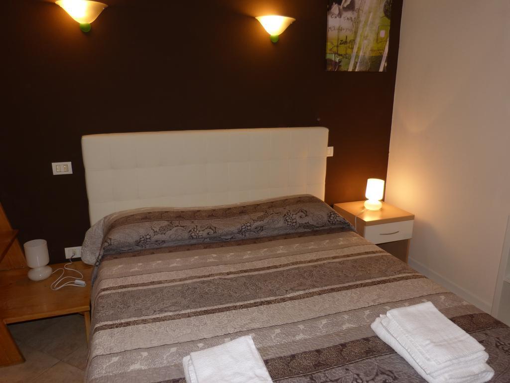 Residenza Galvani Bolonya Oda fotoğraf